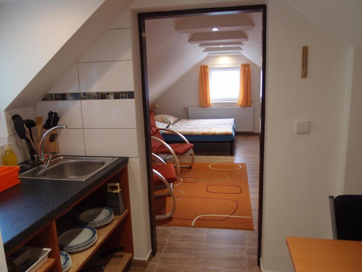 Penzion Cabak Vrchlabí Exterior foto