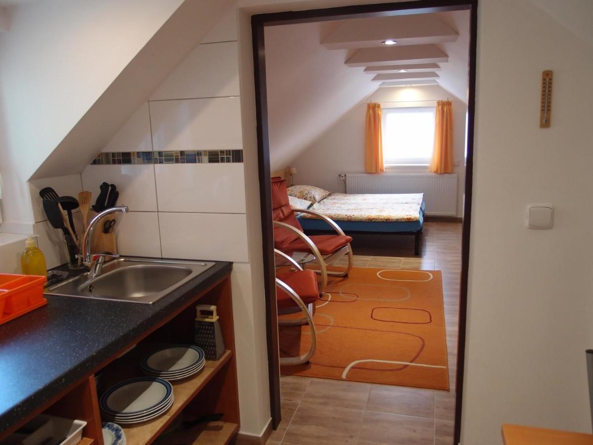 Penzion Cabak Vrchlabí Exterior foto
