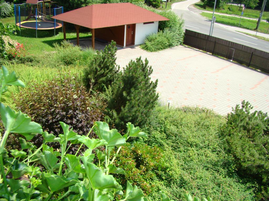 Penzion Cabak Vrchlabí Exterior foto